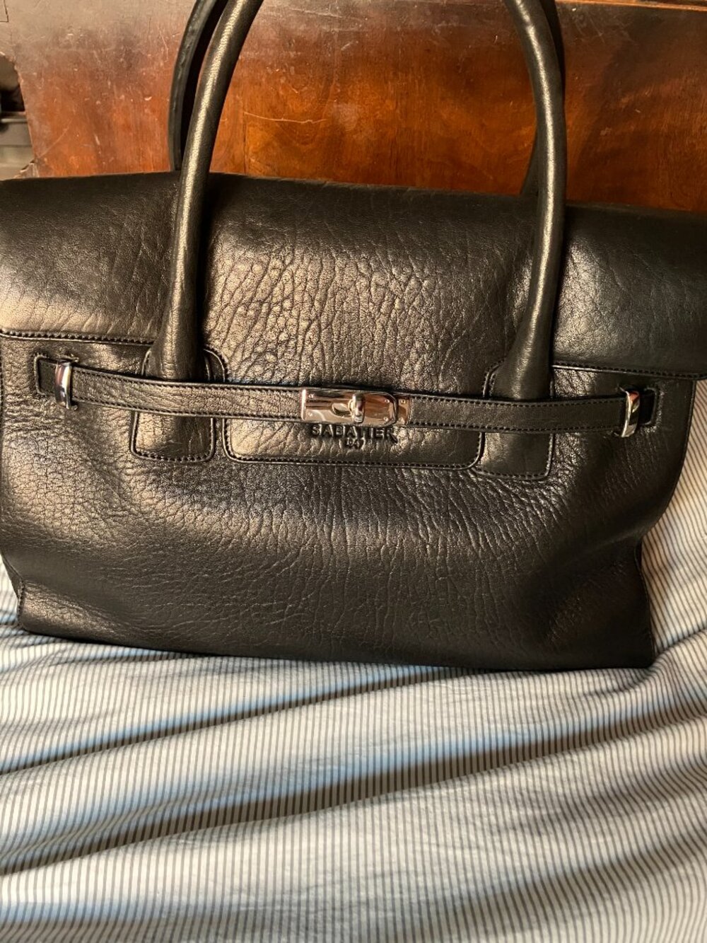 Sabatier Bellecour 617 Bubble Noir Black Sheep Leather